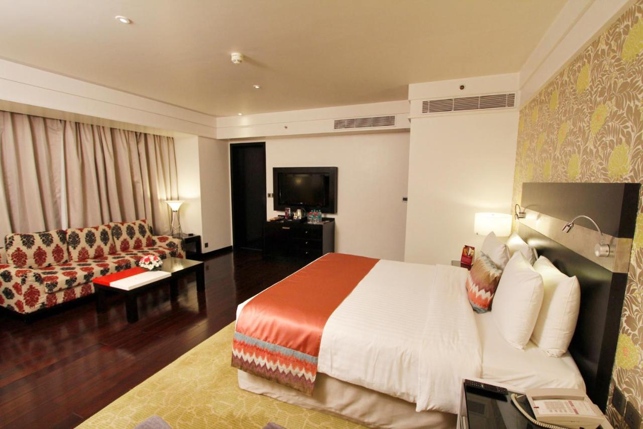 Crowne Plaza Pune City Centre By Ihg Exterior foto