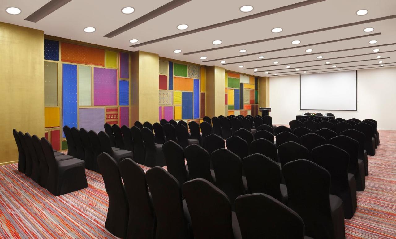 Crowne Plaza Pune City Centre By Ihg Exterior foto