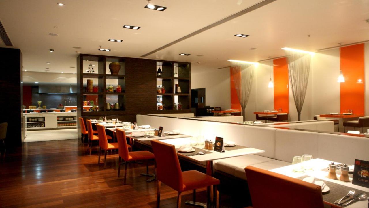 Crowne Plaza Pune City Centre By Ihg Exterior foto