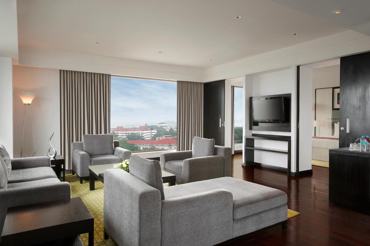 Crowne Plaza Pune City Centre By Ihg Exterior foto
